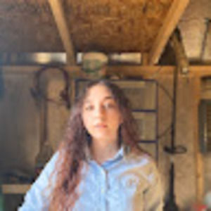 Meet your Posher, Jasmine